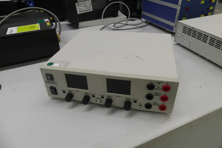 EA Elektro-Automatik - programmierbares Labornetzgerät Typ: EA-PS 2384-05 B